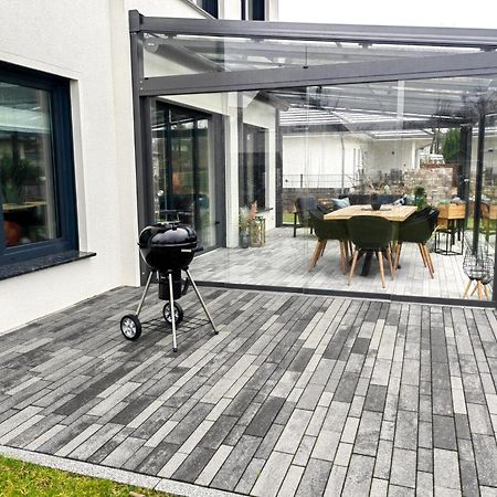Bohnapartments Luxury Villa Berlin - 210Qm - Wintergarten - Kamin - 4 Kostenlose Parkplaetze - 6 Schlafzimmer - Neubau - Luxusausstattung 버켄워르더 외부 사진
