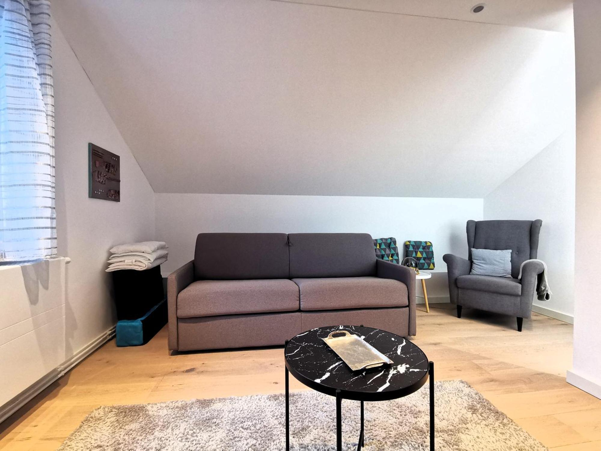 Bohnapartments Luxury Villa Berlin - 210Qm - Wintergarten - Kamin - 4 Kostenlose Parkplaetze - 6 Schlafzimmer - Neubau - Luxusausstattung 버켄워르더 외부 사진