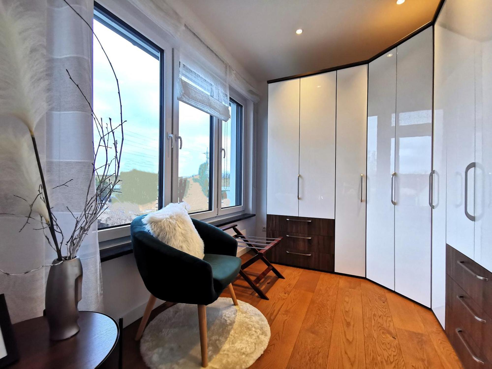 Bohnapartments Luxury Villa Berlin - 210Qm - Wintergarten - Kamin - 4 Kostenlose Parkplaetze - 6 Schlafzimmer - Neubau - Luxusausstattung 버켄워르더 외부 사진